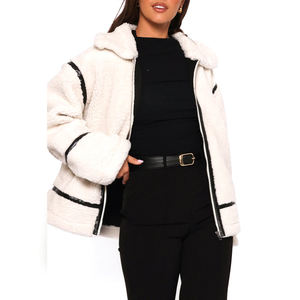 Veste en polaire sherpa élégante pour femme avec fermeture éclair intégrale, col montant, respirante et unie, coupe-vent et chauffante pour un style hivernal quotidien - Product Image 3