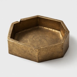 Classic Octagonal Metal Cigar Ashtray with Antique Finish Durable Design for Smoking Accessories - Product Image 5