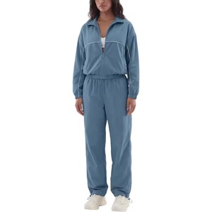 Ensemble coupe-vent imperméable personnalisé pour femme – Veste zippée ample et pantalon de survêtement à épaules tombantes – Tenue de sport d'extérieur - Product Image 1