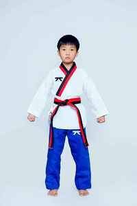Tenue d'entraînement quotidienne respirante tendance, séchage rapide, mobilité améliorée, kit de vêtements pour enfants, uniforme de judo et de karaté - Product Image 3