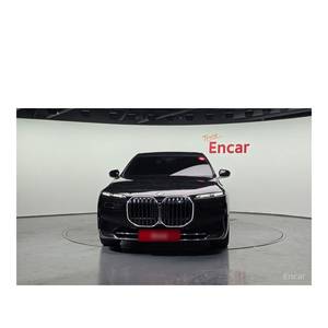 BMW Série 7 740d XDrive Septembre 2023 Conception pour conduite à gauche Diesel Boîte de vitesses automatique 72 581 km Pure Excellence Design - Product Image 3