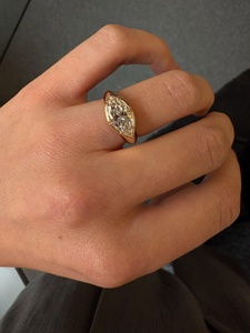 Bague de fiançailles avec diamant de laboratoire taille marquise 2 carats, certifiée IGI - Product Image 5
