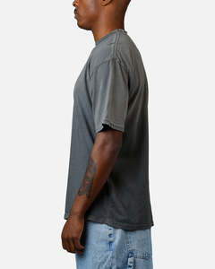 Nouveau T-shirt à col rond gris foncé pour hommes, de haute qualité, fabriqué au Pakistan, matière de qualité supérieure, coupe décontractée, T-shirts pour hommes - Product Image 4