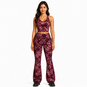 Conjunto de Yoga con Estampado Floral para Mujer, Top Corto con Espalda Cruzada, Pantalones Acampanados con Cintura Fruncida, Dos Piezas, Ropa Deportiva, Ropa Deportiva Personalizada al por Mayor OEM - Product Image 1