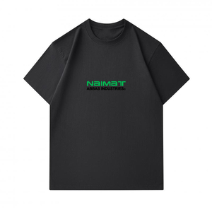 ไนมัต อบบาส อินดัสทรีส์เสื้อยืดคอกลมแขนสั้นสีเข้มสำหรับผู้ชายทรงปกติพิมพ์ลายตัวอักษรสไตล์ลำลอง - Product Image 3