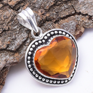 Colgante de Topacio Citrino en Forma de Corazón, Plata de Ley 925, Gema Amarilla Natural, Regalo de Joyería para Ella - Product Image 1