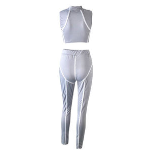 Ensemble de sport décontracté sans couture de haute qualité pour femme : soutien-gorge de yoga et short legging froncé pour un effet push-up - Product Image 3