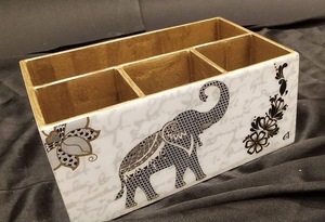 Reposacucharas Decorativo de Cocina de MDF Esmaltado Hecho a Mano por ILAHI, de Uttar Pradesh, Solo Lavar a Mano - Product Image 4