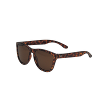 Lunettes de soleil unisexes légères et protectrices, fabriquées à Taïwan, avec verres PC UV400, monture intégrale tendance.