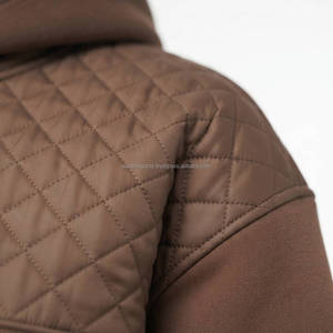 Sudadera con capucha corta para mujer, estilo casual urbano, forro polar, con capucha, logotipo personalizado, OEM, ODM, venta al por mayor de fábrica - Product Image 4