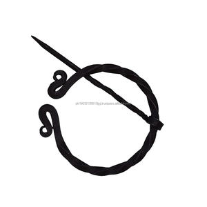 Fer forgé fait à la main en gros Viking nordique fibule Penannulaire boucle fermoir cape/tissu broche Simple Vintage broche médiévale - Product Image 1