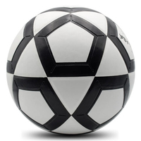 Ballon de football en cuir PU durable pour longues séances de jeu, conçu pour un vol stable et une adhérence fiable pour les jeux en intérieur et en extérieur