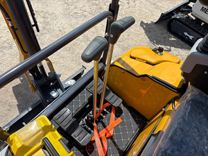 Miniexcavadora Hidráulica Compacta ME20 2026 Sin Usar para Construcción, Jardinería y Proyectos de Servicios Públicos - Product Image 5