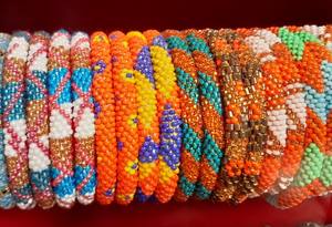 Nuevas Pulseras de Cuentas de Colores Clásicas de Primavera para Hombre - Product Image 3