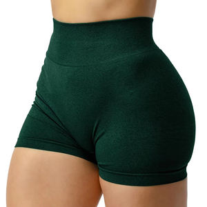 Shorts de sport pour femmes grandes tailles personnalisables avec poches pour téléphone et effet push-up fessier - Product Image 3