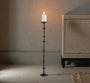 Porte-bougie décoratif contemporain en aluminium et bois, support pour bougie pilier et bougie conique à prix avantageux - Product Image 1