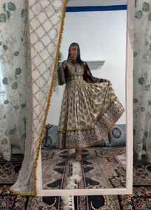 Vestido Afgano Kuchi de Manga Larga con Cintura Natural, Diseño Nuevo y Más Vendido, para Mujer, para Bodas y Fiestas, Talla Grande, Hecho a Mano - Product Image 3