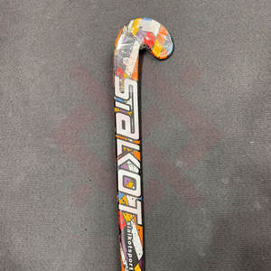 Fabricante Profesional de Palos de Hockey sobre Césped con Agarre Suave, Palos de Hockey sobre Césped Ligeros de Alta Calidad a Precio Económico - Product Image 3