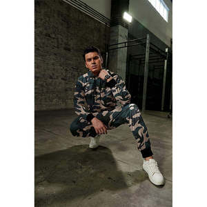 Conjunto Deportivo de Camuflaje Personalizado para Hombre, 2 Piezas, Sudadera con Capucha Ajustada, Pantalones Deportivos, Ropa Deportiva Táctica Urbana - Product Image 3