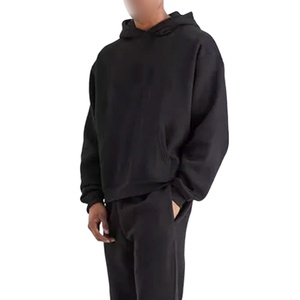Ensemble de survêtement en molleton 100 % coton, personnalisé, à prix abordable, pour homme, avec lavage à la pierre, effet délavé à l'acide et impression DTG, comprenant un sweat à capuche court - Product Image 5