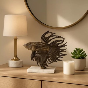 Sculpture de poisson Betta en bronze 9,5x10x3,5 pouces, décoration artistique faite à la main pour table, décoration contemporaine pour salon - Product Image 3