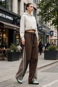 Ensemble de survêtement 2 pièces pour femme, sweat à capuche court et pantalon de survêtement, marron uni, décontracté, respirant, été, coupe classique - Product Image 6