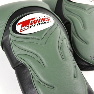 Gants de boxe d'entraînement et de sparring pour jumeaux, en cuir de vachette véritable, de haute qualité, dernier design, fabriqués sur mesure pour les arts martiaux et le MMA - Product Image 2