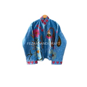 Chaqueta Acolchada de Terciopelo Estilo Bohemio, Chaqueta con Bordado Floral y Forro Interior de Algodón, Chaqueta Hippie Bohemia, Abrigo Corto para Fiestas - Product Image 1