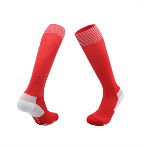 Bulk Thermal Basketball Sports <b>Socks</b> Men's Breathable Polyester Crew <b>Socks</b> Geometric Letter Pattern Wholesale - Product Image 1