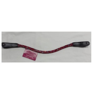Elegante Diadema de Cuero de Calidad para Caballo con Detalles de Cristal Rojo, Arnés Ecuestre Ajustable, Accesorios para Montar a Caballo - Product Image 1