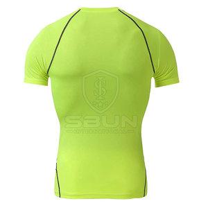 เสื้อคอมเพรสชั่นผู้ชาย แห้งเร็ว ระบายอากาศได้ดี เป็นมิตรกับสิ่งแวดล้อม ทรงเข้ารูป แขนสั้น สำหรับออกกำลังกาย ฟิตเนส เล่นกีฬา - Product Image 2