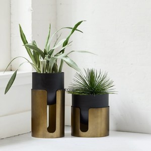 Jardinières de luxe en argent poli, texture martelée unique et élégante, accessoires de jardin très demandés à prix abordable - Product Image 5