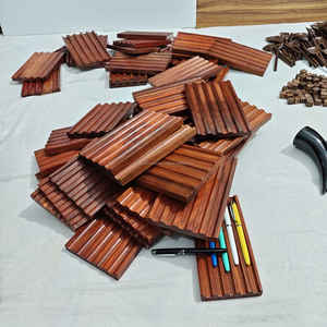 Porte-stylos en bois de haute qualité, très demandé, en bois rouge, pour bureau, organisateur de bureau unique pour la maison et le bureau, à bas prix - Product Image 6