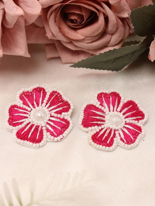 Pendientes Bordados con Diseño de Flores Coloridas, Joyería de Moda, Cuentas de Semillas, Hechos a Mano por MD HANDICRAFTS - Product Image 3