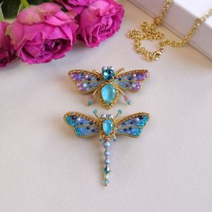 Exclusive Luxury Embroidery Beaded Handmade Designer Brooch Pin for Women Customizable <b>Wedding</b> <b>Accessories</b> - Product Image 4