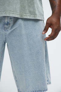 <b>Men</b> Denim Short 100% Cotton Denim Washed Finish Button Closure Pocket Trendy Look Ideal <b>For</b> Casual Wear Breathable & Comfortable - Product Image 3