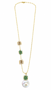 Collier personnalisé plaqué rhodium avec grande pièce de monnaie, perle, pierre précieuse verte et grappe de perles, chaîne câble, cadeau de luxe pour femme, bijoux de mariée - Product Image 3