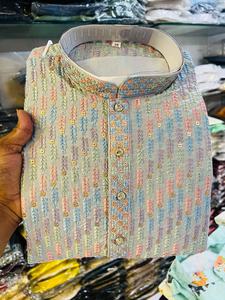 Pyjama Kurta traditionnel en coton pour homme avec broderie multicolore pour Diwali et les occasions de mariage - Product Image 5