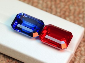 พลอยแซฟไฟร์สีน้ำเงินและทับทิมสังเคราะห์ขนาด 9x7 มม. ทรงเหลี่ยม - พลอยแซฟไฟร์สีน้ำเงินและทับทิมสังเคราะห์ทรงมรกตสำหรับทำเครื่องประดับ - Product Image 3