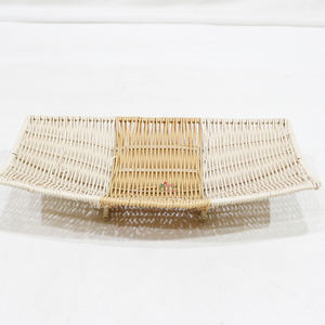 Panier de rangement rectangulaire en jonc de mer tressé Artex Dong Thap CH4966B avec couvercle, fabriqué au Vietnam, pour la décoration et l'organisation de la maison - Product Image 1