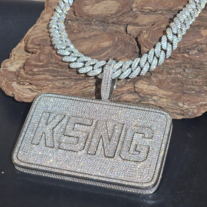 จี้คริสตัลประดับเพชรแบบไมโครเพฟ K5NG เงินแท้ 925 ชุบโรเดียม ตัวอักษรชาร์ม  เครื่องประดับฮิปฮอปสุดหรูสำหรับทุกเพศ - Product Image 6