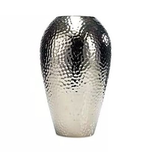 Vases à fleurs en métal forgé pour décoration intérieure, design martelé, grand vase pour plantes décoratives de salon de luxe - Product Image 3