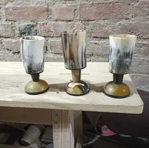 แก้วดื่มฮอร์นทำจากธรรมชาติที่มีลวดลายแกะสลักที่ซับซ้อนสำหรับบาร์แวร์สไตล์ไวกิ้งและของตกแต่งบ้านแบบชนบท - Product Image 3