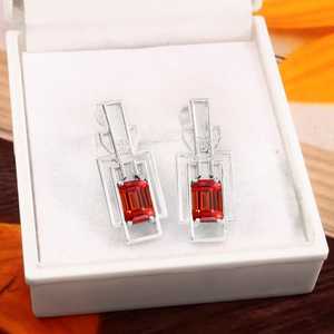 Pendientes de Zafiro Padparadscha Naranja Ceilán Impecables, Corte Radiante, Plata de Ley 925, Hechos a Mano, Regalo de Compromiso - Product Image 2