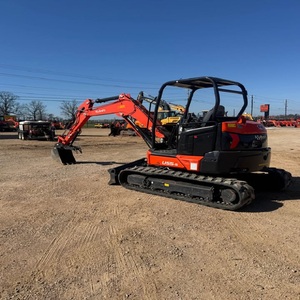 Miniexcavadora Kubota U55 5 de cinco toneladas, máquina compacta sobre orugas para construcción profesional, movimiento de tierras y preparación de terrenos agrícolas. - Product Image 4