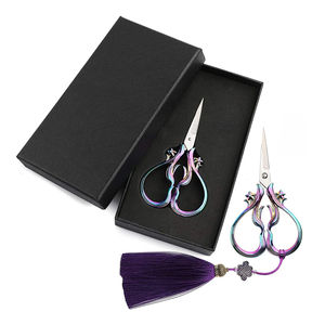 Tijeras de Bordado con Diseño Elegante 2026, Tijeras Mini para Hilos con Acabado Satinado, Tijeras para Cortar Hilos de Color Arcoíris - Product Image 6