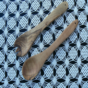 Cuillère à thé en bois faite à la main, cuillère doseuse en bois naturel pour café et sucre, finition polie, ustensile de cuisine - Product Image 1
