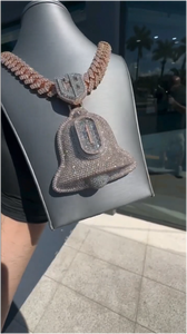 Pendentif cloche personnalisé avec lettres, entièrement serti de moissanites VVS, en argent sterling 925, bijoux personnalisés - Product Image 3