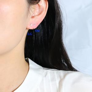 Pendientes de Aro Huggie de Oro Amarillo Sólido de 14K con Diamante Cultivado en Laboratorio Corte Pera Certificado IGI VS+ de 8mm, Regalo de Moda para Fiesta y Cumpleaños para Mujer - Product Image 3