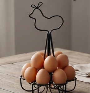 Elegante Porta Huevos con Diseño de Gallina en Metal con Recubrimiento en Polvo Negro, Perfecto para un Moderno Almacenamiento y Organización de Cocina de Dos Niveles - Product Image 4